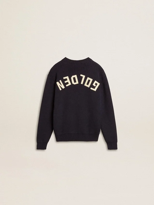 Maglione blu da bambino a girocollo con scritta “Golden” sul retro