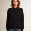 Maglione da donna a girocollo in cotone blu scuro con logo sul retro