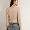 Maglione da donna in lana merino marrone chiaro