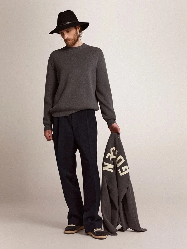 Maglione da uomo a girocollo in cotone grigio scuro con logo sul retro