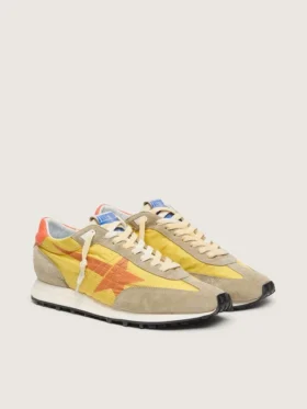 Marathon da donna con tomaia in nylon giallo e stella arancione