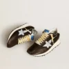 Marathon da donna con tomaia in nylon nero e stella bianca