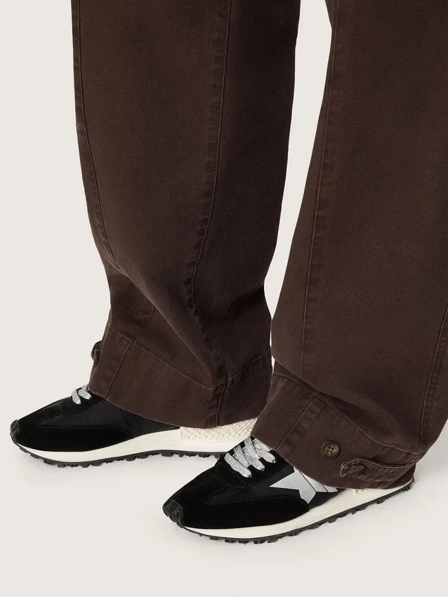 Marathon da donna con tomaia in nylon ripstop nero e stella argentata