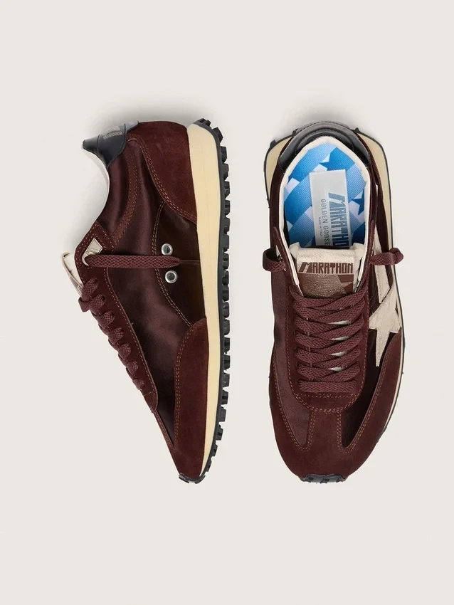 Marathon da donna con tomaia in raso marrone e stella in pelle color platino
