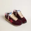 Marathon da donna in mesh bordeaux e pelle scamosciata con stella rosa stampata