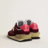 Marathon da donna in mesh bordeaux e pelle scamosciata con stella rosa stampata