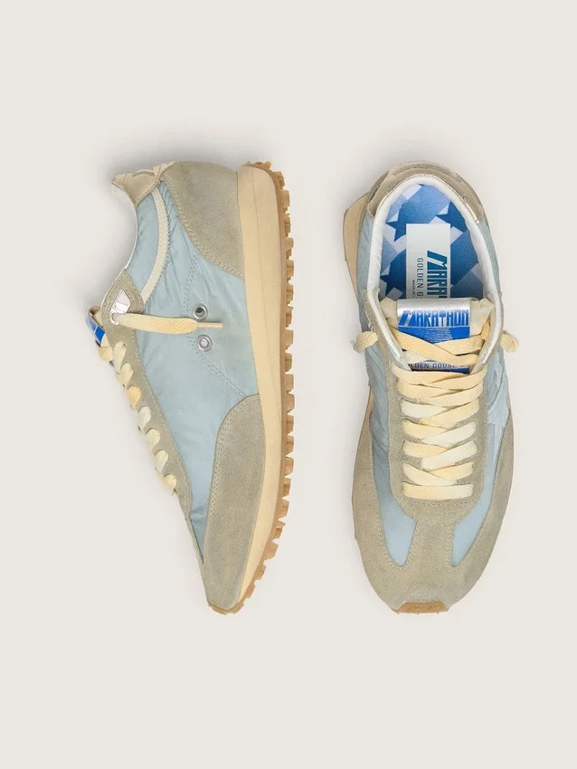 Marathon da uomo con tomaia in nylon azzurro e stella blu pastello