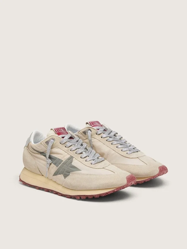 Marathon da uomo con tomaia in nylon beige e stella grigia