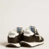 Marathon da uomo con tomaia in nylon nero e stella bianca