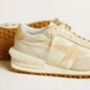 Marathon da uomo in nylon beige e pelle grigia con stella stampata beige