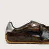 Marathon Speed da donna in pelle con stampa serpente marrone, stella nera e linguetta sul tallone in pelle argentata