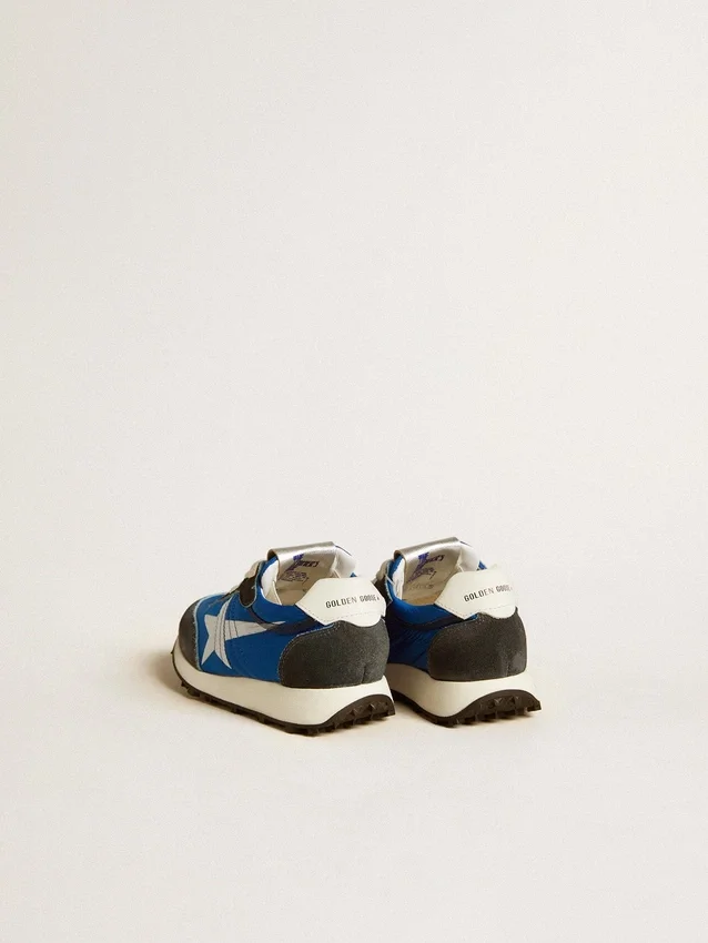 Marathon Young in nylon blu con stella stampata e linguetta in pelle sul tallone