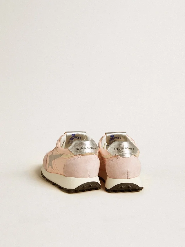 Marathon Young in nylon rosa con stella stampata e linguetta in pelle sul tallone