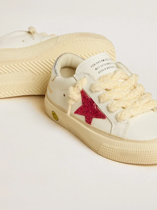 May Junior con stella glitterata fucsia e linguetta sul tallone in pelle metallizzata