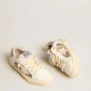 May Teen in pelle bianca e glitter oro rosa con stella in pelle scamosciata beige
