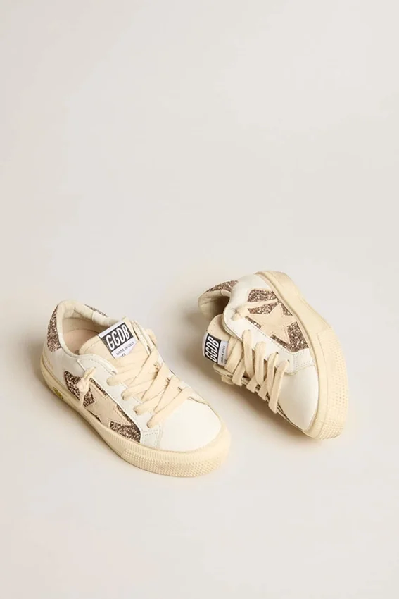 May Teen in pelle bianca e glitter oro rosa con stella in pelle scamosciata beige