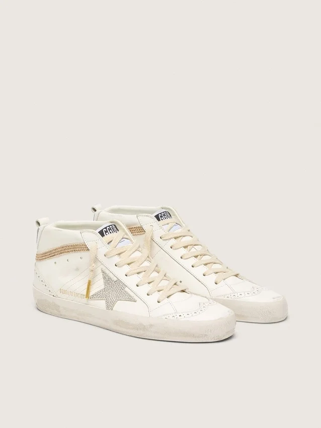 Mid Star con stella e linguetta sul tallone in pelle scamosciata con cristalli Swarovski