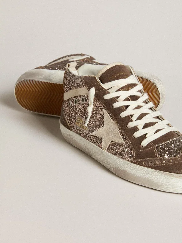 Mid Star da donna in versione glitterata con stella in pelle scamosciata perlata e inserti in pelle scamosciata marrone