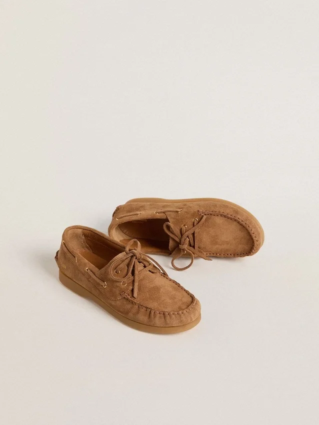 Mocassino Young Cruise in pelle scamosciata marrone chiaro
