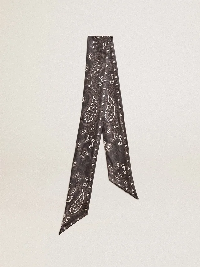 Nastro in twill di seta nero con motivo paisley