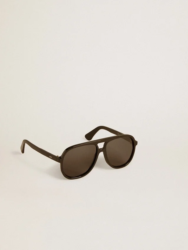 Occhiali da sole in stile Aviator con montatura e lenti nere