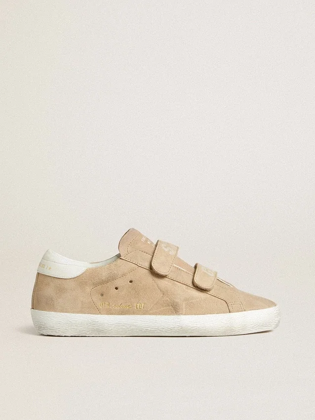 Old School da donna in pelle scamosciata beige con linguetta sul tallone in pelle bianca