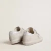 Old School da donna in pelle scamosciata grigio chiaro con stella in pelle con micro-glitter