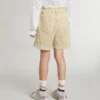 Pantaloncini da bambina color sabbia con logo ricamato