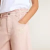 Pantaloncini da bambina in cotone rosa con ricami