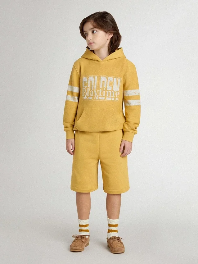 Pantaloncini da jogging per bambini in giallo ocra con ricami