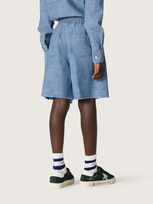 Pantaloncini unisex Journey in chambray di cotone azzurro con logo ricamato