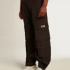 Pantaloni cargo in nylon ripstop di colore nero