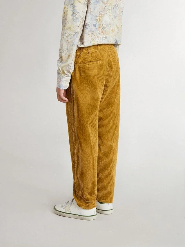 Pantaloni chino da bambino color tabacco con ricami