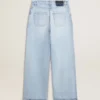 Pantaloni da donna in denim effetto vissuto
