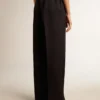 Pantaloni da donna in gabardina di lana blu scuro