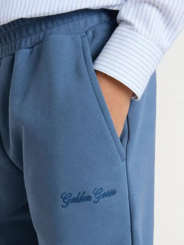 Pantaloni da jogging blu da bambino con ricamo