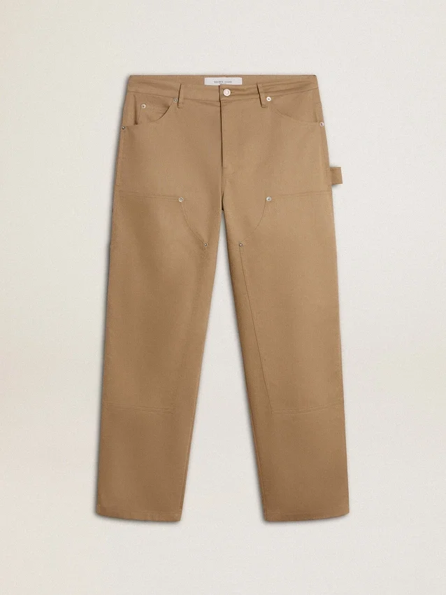 Pantaloni da uomo beige con toppe