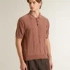 Polo da uomo color mattone con logo ricamato.