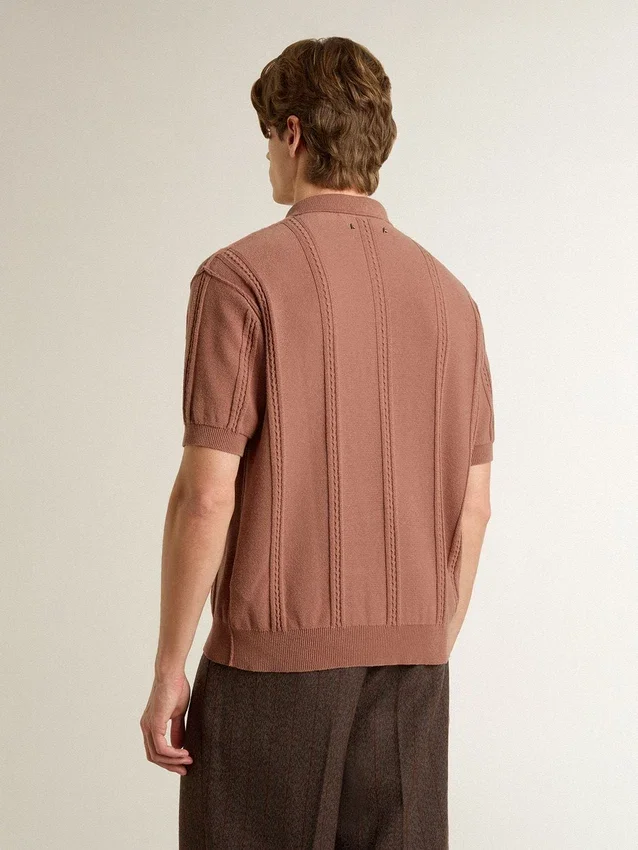 Polo da uomo color mattone con logo ricamato.