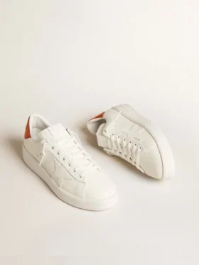 Purestar da uomo con stella in pelle bianca e linguetta sul tallone arancione