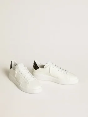 Purestar da uomo con stella in pelle e linguetta sul tallone in vernice nera