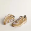 Running Sole in nabuk beige con stella in pelle beige
