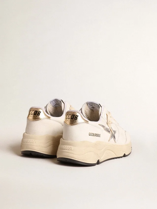 Running Sole in nappa con stella argentata e linguetta sul tallone in pelle dorata