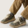 Running Sole in pelle scamosciata grigia con stella bianca e linguetta sul tallone bianca
