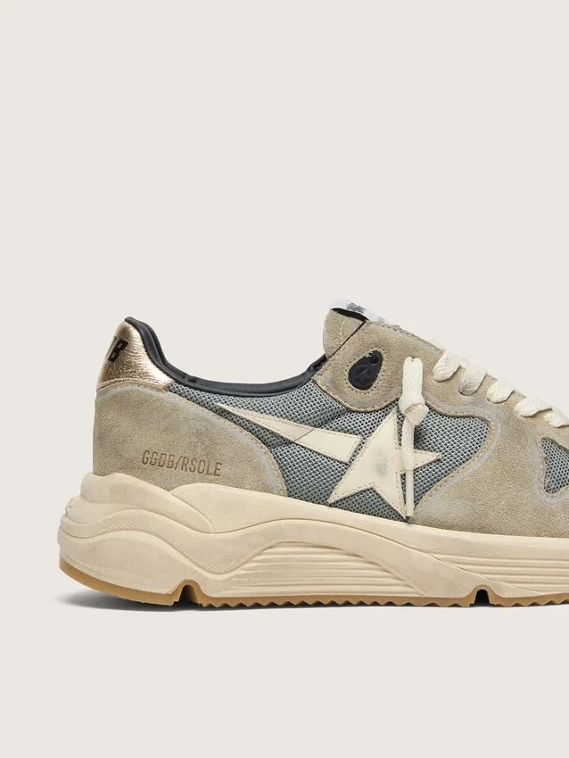 Running Sole in pelle scamosciata grigia con stella bianca e linguetta sul tallone bianca
