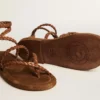 Sandali piatti da donna Penelope in pelle color tabacco con suola in pelle scamosciata