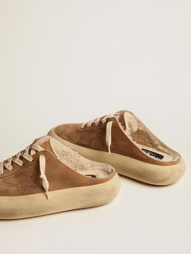 Scarpe da donna Space-Star in pelle scamosciata color tabacco con fodera in montone
