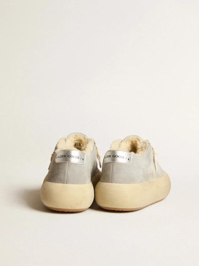 Scarpe da donna Space-Star in pelle scamosciata grigio ghiaccio con fodera in montone