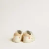 Scarpe da scuola per bambini in pelle nappa con motivo a rose rosa e stella in pelle scamosciata bianca