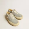 Scarpe da uomo Space-Star in pelle scamosciata grigio ghiaccio con stella traforata